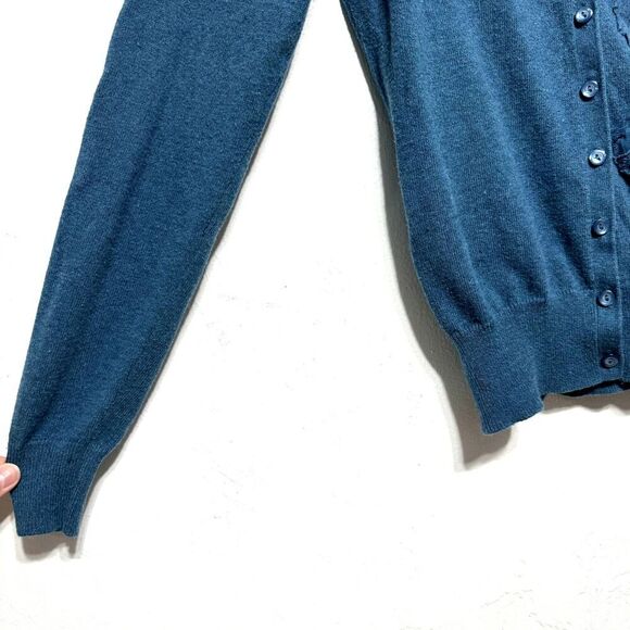 Caslon Cardigan Sweater Floral Blue Button Up Cashmere Blend Knit Womens sz XS - Picture 3 of 8